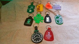 BANKING THEMED KEYCHAIN LOT OF 10 ALL DIFFERENT VINTAGE FREE USA SHIP - $18.69