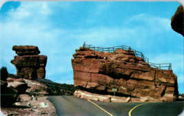 Balanced and Steamboat Rocks in the Garden of the Gods Colorado Postcard - £5.40 GBP