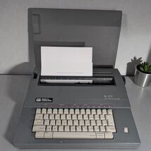 Smith Corona SL 575 Spell Right Dictionary Elect Typewriter Model 5A-A - $54.45