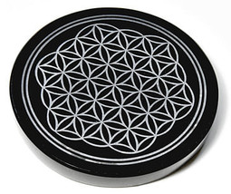 4" Obsidian, Black Flower of Life altar tile                                     - $2,392.79 MXN