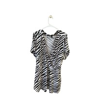 Torrid Womens Size 4 Black White Plunging Neck Line Tunic Top Shirt Zebr... - £14.98 GBP