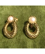 Gold &amp; Pearl Earrings used Clip-on Napier - £10.71 GBP