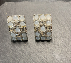 Vintage Silver Tone Clip On Earrings Rectangular Shape Iridescent Glass Beads - £6.42 GBP