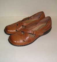 CLARKS Bendables Women&#39;s Camel Leather Dress / Casual Loafers Size 9 M M... - £20.55 GBP