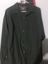 Mens Trader Bay Large Long Sleeved Hunter Green Shirt. - $5.50