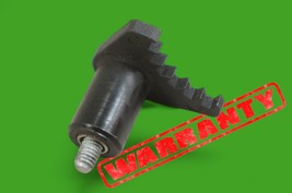 2014-2019 fiat 500L 1.4L engine oil oil fill housing anti rotation retainer - $23.87