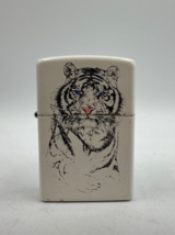 ZIPPO LIGHTER WHITE TIGER WITH GREEN EYES J 09 Bradford Made in USA - £9.90 GBP