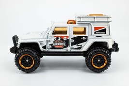 Matchbox 2022 MBX Team Jeep 99/100 White Jeep Wrangler Superlift NEW World Tour! - £9.33 GBP