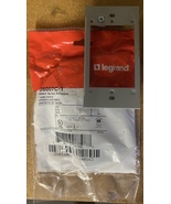 Legrand WIREMOLD 6000 SERIES SINGLE-GANG DEVICE PLATE FITTING, GRAY  G6007C-1 - $457.32 MXN