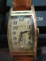 Vintage Men's Waltham Curved model 870 Windup Watch 17 Jewel Goldtone - $46.60