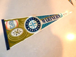 Vintage Wincraft 1998 Seattle Mariners MLB Baseball 30&quot;x12&quot; Pennant banner - £6.30 GBP
