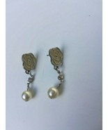 Flower Shaped Rhinestone Pearl Earrings - £5.19 GBP