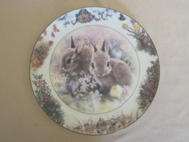 April Outing Collector Plate Backyard Buddies Crestley Collection Bunny Rabbit - £25.07 GBP