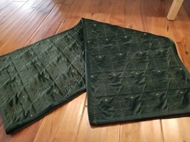 Tahari Home Christmas Holiday Table Runner Velvet Quilted 16&quot;X90&quot; Dark Green  - £22.58 GBP
