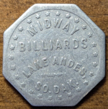 Lake Andes, South Dakota SD Midway Billiards Good For 10¢ Trade Token - $13.99