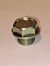 1987-1992 NEW GENUINE MOPAR OIL DRAIN PLUG, PART NUMBER MD103167 - $251.76 MXN