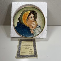 Fontana Plate Mother&#39;s Day 1973 8.5&quot; Mother and Child Collector Plate Italy - £50.98 GBP