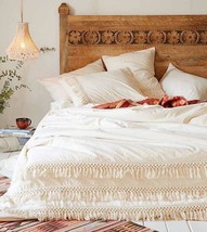 (96Inl*104Inw) White Duvet Cover With Fringed Cotton Tassels - £71.11 GBP