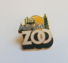 Alaska Zoo Logo Vintage Collectible Enamel Lapel Hat Vest Pin Anchorage AK - $16.63