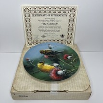 The Goldfinch 1987 Knowles Kevin Daniel Encycolopedia Britannica Collector Plate - $9.68