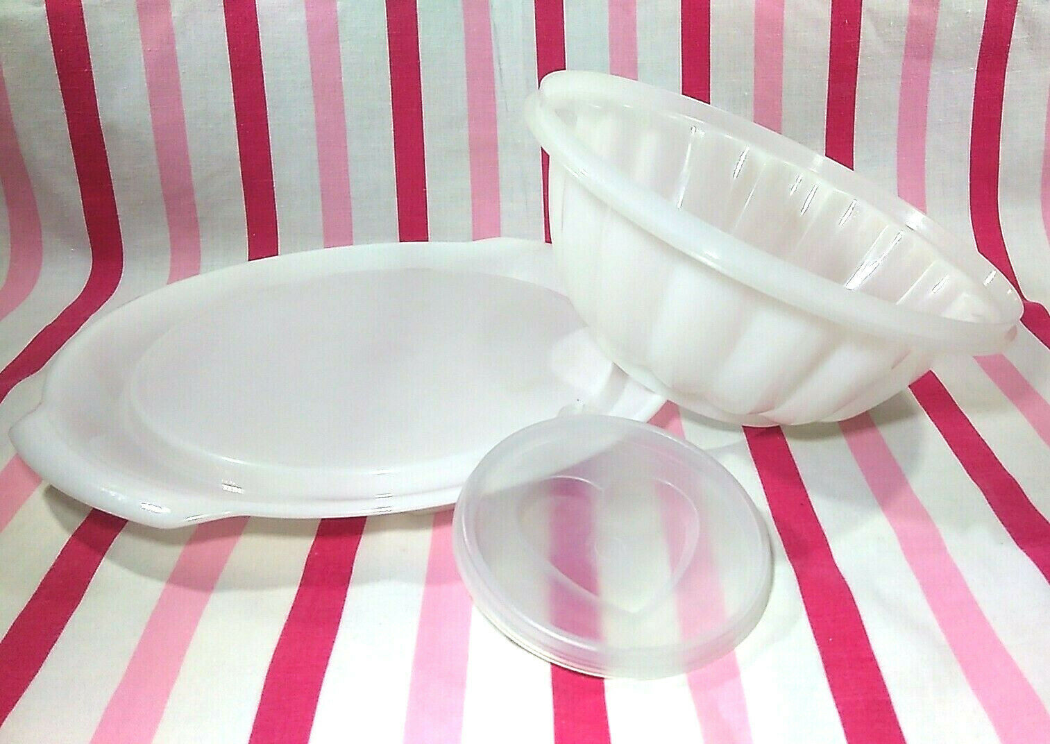 FUN Vintage Tupperware Jel-N-Serve Mold With White Tray and Heart Design Top - $8.00