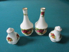 Royal Albert,2BUD Vases And Shakers, Old Country Roses [92B] - £50.84 GBP