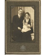 1920&#39;s cabinet card in folio young family with baby in christening gown ... - $371.04 MXN
