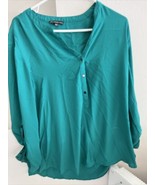 ADRIANNA PAPELL Women&#39;s Size XLarge XL Shirt Top Blouse Green Half Button - £8.22 GBP