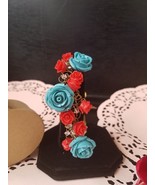 Rose Garden crocheted wire bracelet handmade - $570.20 MXN