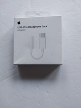 Apple MU7E2AM/A USB-C to 3.5 mm Headphone Jack Adapter - $179.50 MXN