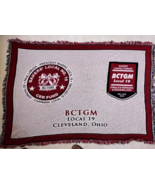 Large Cleveland Bakers&#39; Local No. 19 BCTGM Bedspread, Sofa Throw or Afghan - $465.08 MXN