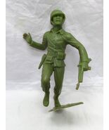Vintage Soldier Running With Rifle 5&quot; Plastic Army Men Toy - $189.64 MXN