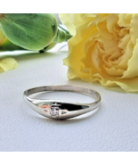 VINTAGE 10 K WHITE GOLD 2 mm.  NATURAL DIAMOND DAINTY BAND RING SIZE 6 - €126,65 EUR