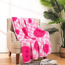 Frienda Preppy Throw Blanket Pink Smile Face Blanket Cute Flannel Soft Blanket P - £31.19 GBP