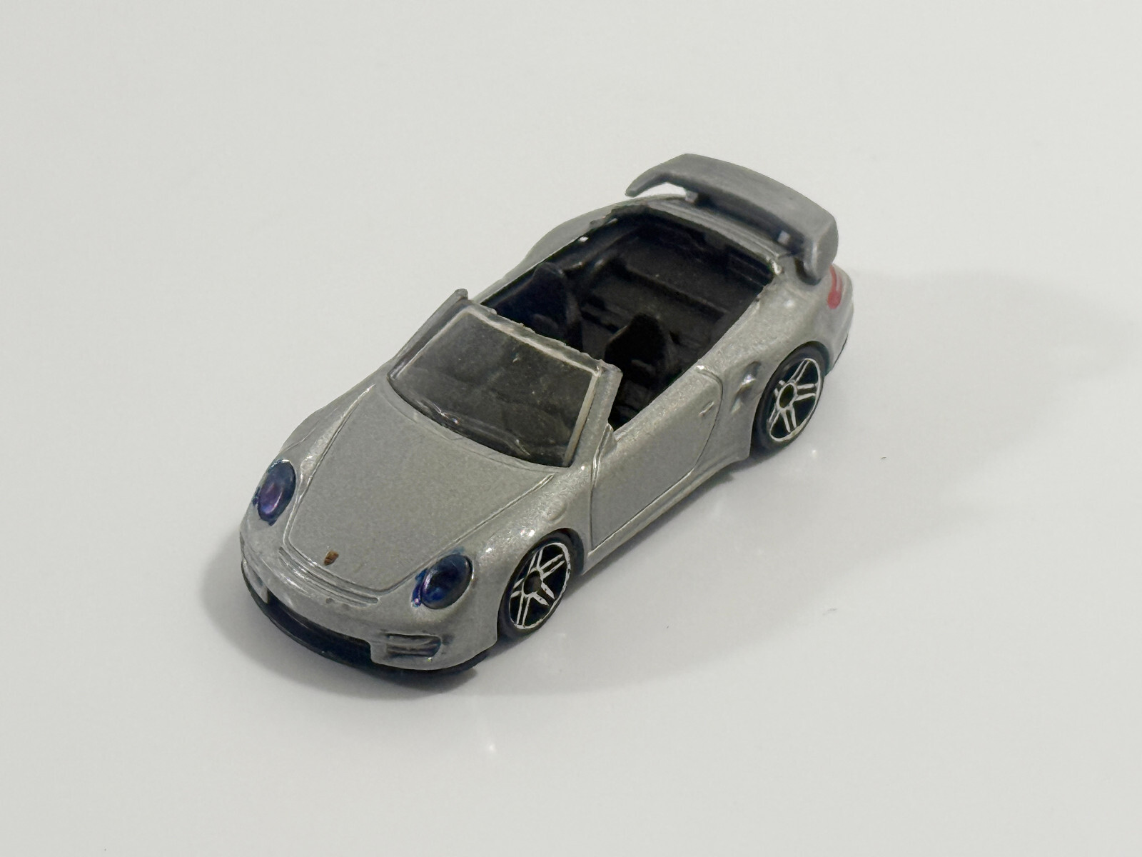 Hot Wheels loose Porsche 911 GT2 Grey MADE INTO CONVERTIBLE - $2.96