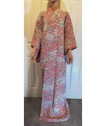 Visiting Komon kimono, crepe, floral and landscape pattern, pink, multic... - $2,181.59 MXN
