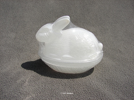 4 1/2 in. Bunny Rabbit on Nest Covered Dish in Unopened Original Packaging - £2.41 GBP