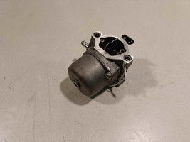 591731 OEM BRIGGS AND STRATTON ENGINE CARB. (FOR PARTS UNTESTED)