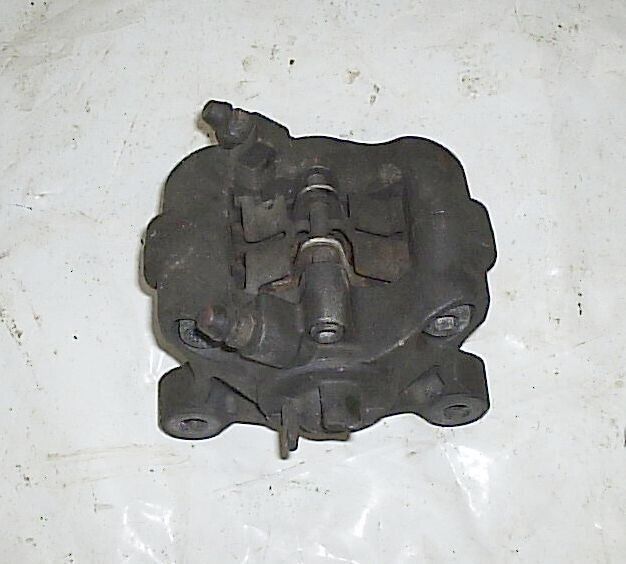 1999 Yamaha VMax Deluxe 500 Brake Caliper - $20.88