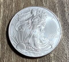 2010 American Silver Eagle Dollar 1 Oz 999 Silver Coin Uncirculated Bullion - $90.63 CAD
