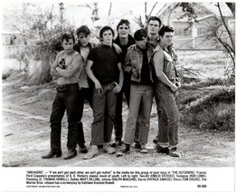 *Coppola&#39;s THE OUTSIDERS (1983) Dillon, Cruise, Swayze, Lowe, Howell, Estevez - £59.95 GBP