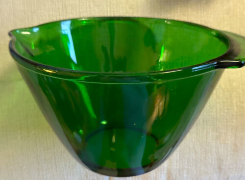Primary image for Anchor Hocking Batter Bowl Emerald Green Forest Green Pour Spout Bowl 7.5" X5"