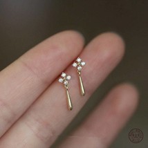 Sterling Silver European Simple Snowflake Stud Earrings Women Pavé Cryst... - $25.99