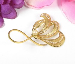 Western Germany CURLY FAUX PEARL Vintage PIN Goldtone Brooch Glass Filig... - £13.77 GBP