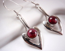 Garnet Earrings Pointers Drop 925 Sterling Silver Dangle Round Cabochon New - $20.69