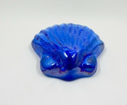 Carnival Glass Iridescent Blue Clam Shell Seashell Paperweight Unbranded - £11.79 GBP