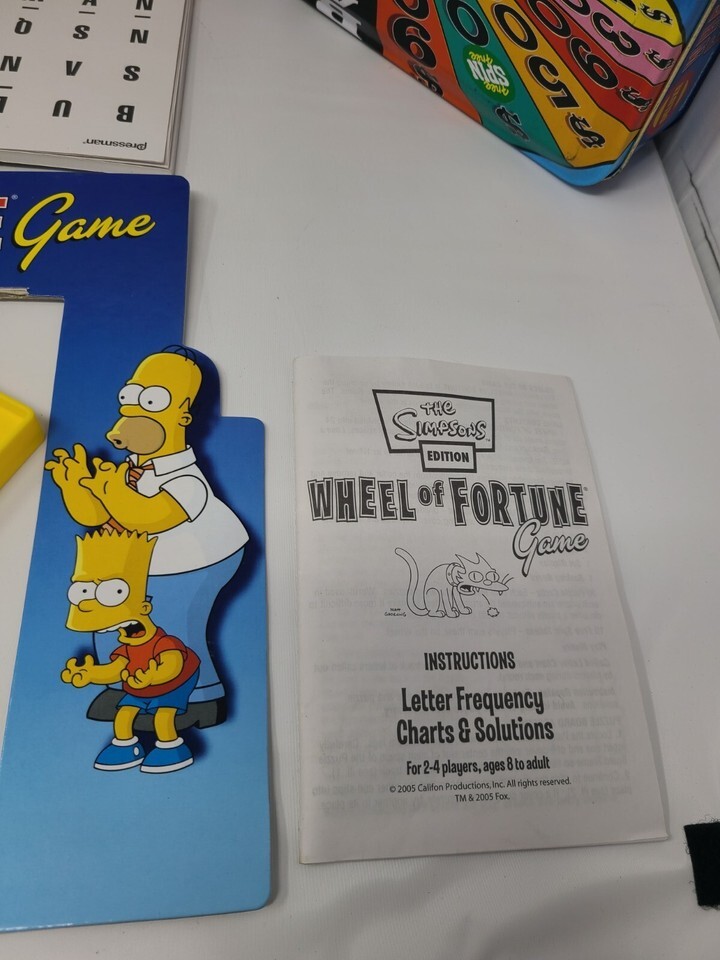 The Simpsons Deluxe Wheel of Fortune Game (Tin Box) Item image 6