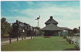 Postcard Train Central Vermont 220 Shelburne Museum Burlington Vermont - $3.95