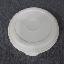 Rubbermaid Servin Saver Lid 8 Round White Cream Almond Replacement - £10.23 GBP