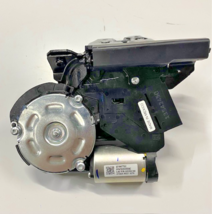 2015-2025 GENUINE GM LIFTGATE LATCH, NEW OEM PART, PART NUMBER 13542450 - $274.93 CAD